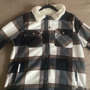 • Cozy Shacket (Sherpa Jacket)